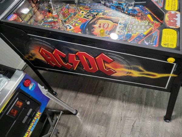 AC/DC Premium Pinball Machine by Stern - Image 4