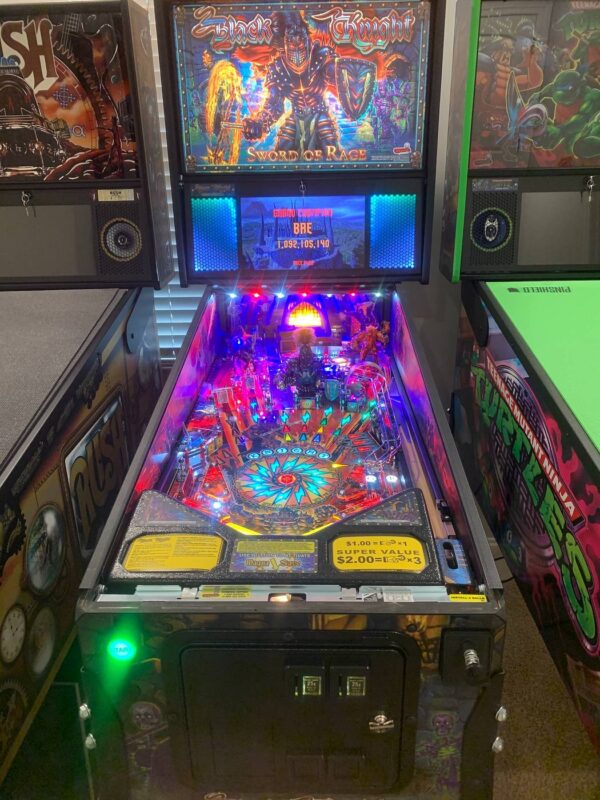 Black Knight ‘Sword of Rage’ Premium Pinball Machine by Stern - Image 4