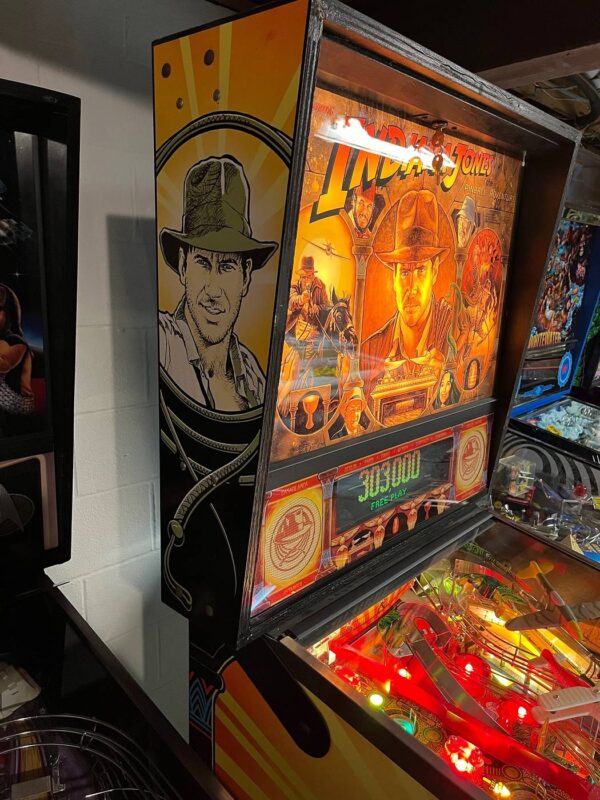 Indiana Jones Pinball Machine (1993) by Williams - Image 3