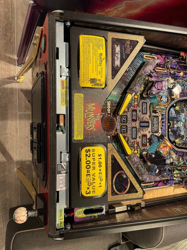 The Munsters LE Pinball Machine - Image 3
